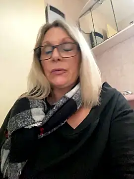 Misstik11 from Stripchat