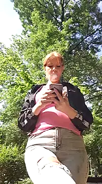 Nadineglam from Stripchat