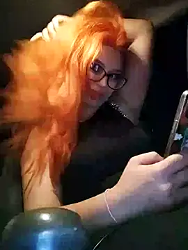 NadiraNoor from Stripchat