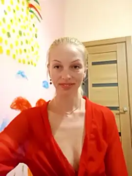 Natalie Hot Wet from Stripchat