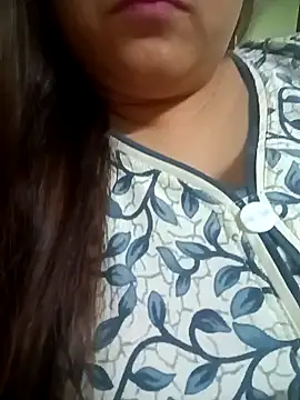 Naughtymadam from Stripchat