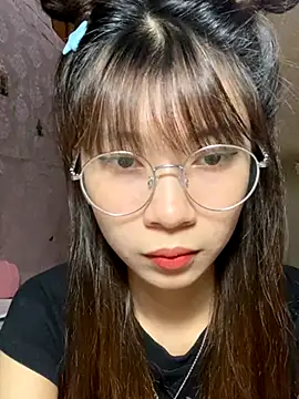 Phuongtha from Stripchat