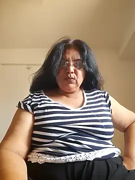POOJA JI from Stripchat