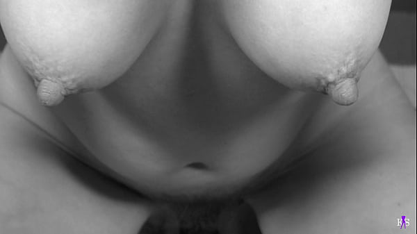 Pregnant Wife’s Creampie Pussy