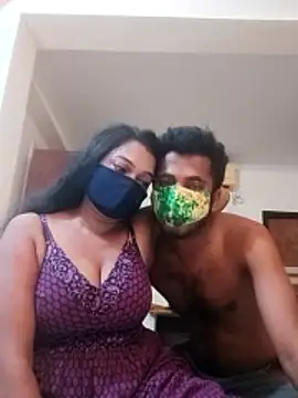Riyariya1 from Stripchat