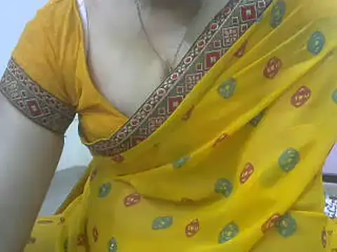 Sexy aditi01 from Stripchat