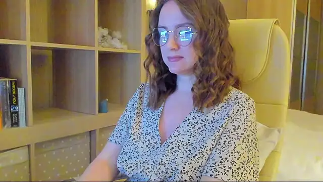 SharonFlower from Stripchat