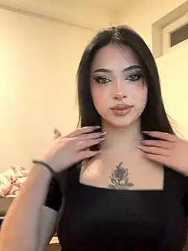 Stacie is back from Stripchat