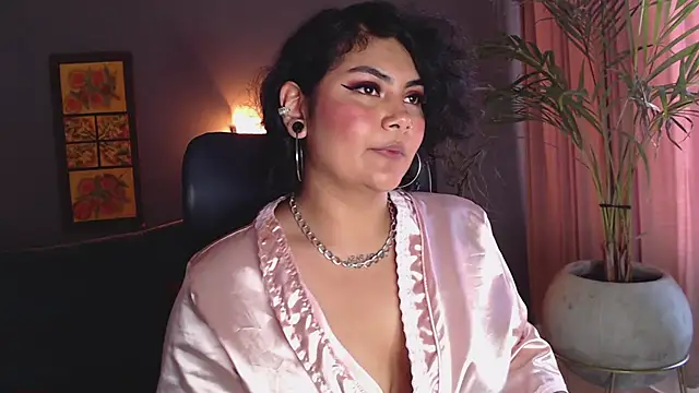 Tamara Curvy from Stripchat