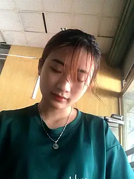 Tan747244en from Stripchat