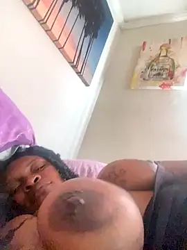 Thedarkenchantress from Stripchat