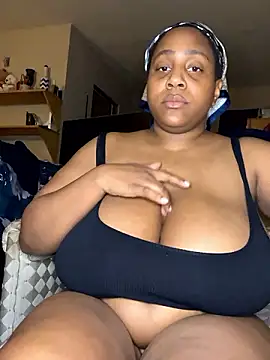 Tymeofyourlife from Stripchat