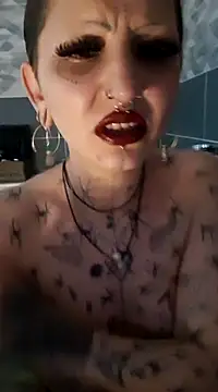 Valery-Crowley from Stripchat