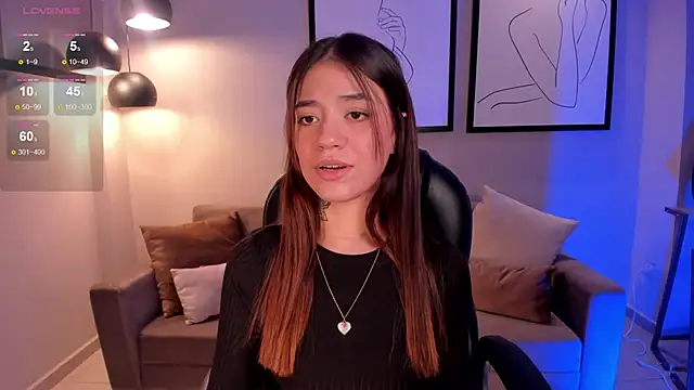 ViolettHansson from Stripchat