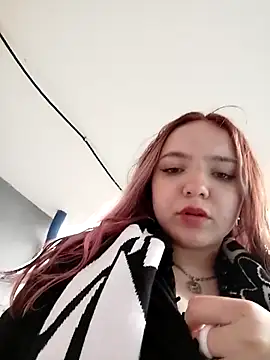 WichEmiliya from Stripchat