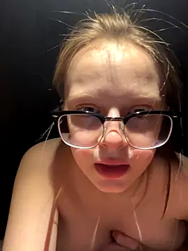 Wrenlie from Stripchat
