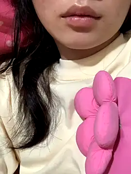 Yanzin502 from Stripchat