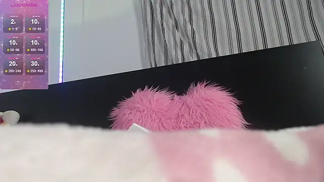 Zoweybunni from Stripchat