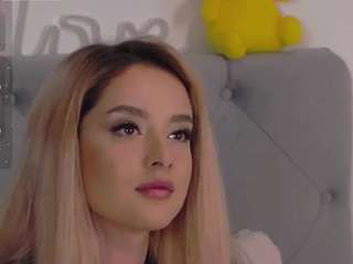 Evierosie from Camsoda
