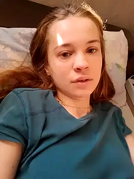 Helgavon21 from Stripchat