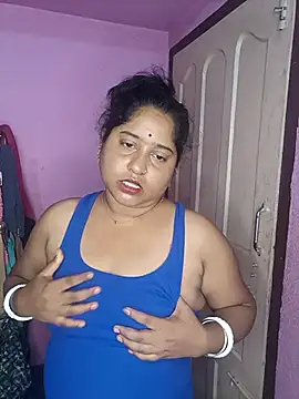 Kamwali Baby from Stripchat