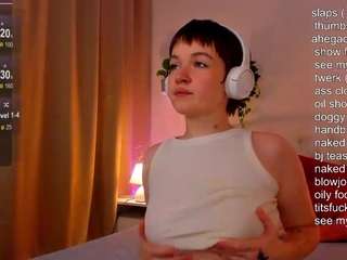 Chloevertour from Camsoda