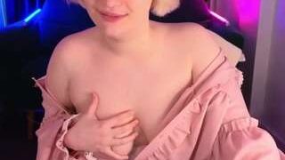 Hella-kitty from Camsoda