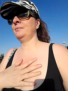Milf_kitty cam Live Nude & Online