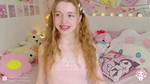 Petiteluluxx cam Live Nude & Online