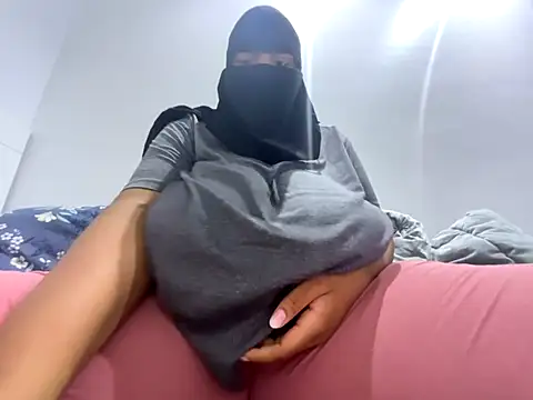 Submissive Arab from Stripchat