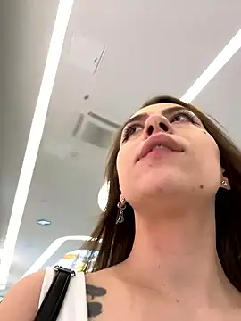 Winnie Boo from Stripchat