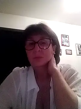 AlbinaXPretty cam Live Nude & Online