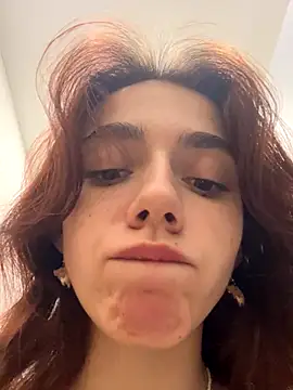 Lily Belle from Stripchat