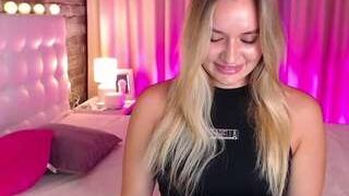 Sweetyvicky from Camsoda