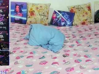 Vaioletuwu from Camsoda