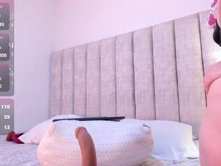 Andrearossee from Camsoda