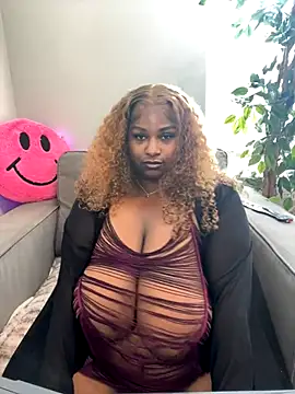 BigFineSelena cam Live Nude & Online