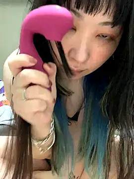 Chiii tan from Stripchat