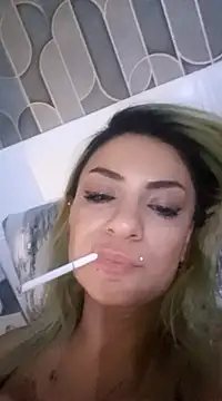 DiLam- cam Live Nude & Online