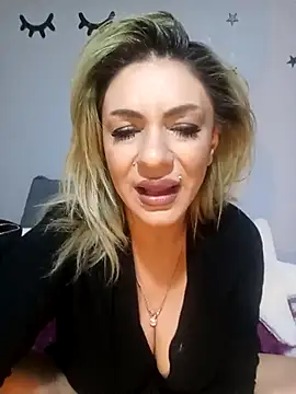 DiLam- from Stripchat