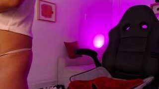Miss-lia from Camsoda