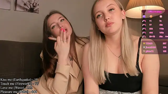 AlthenaAcuff from Stripchat