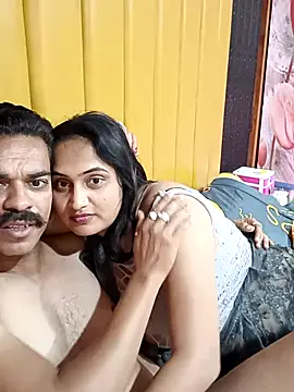 COUPLES-VIBE from Stripchat