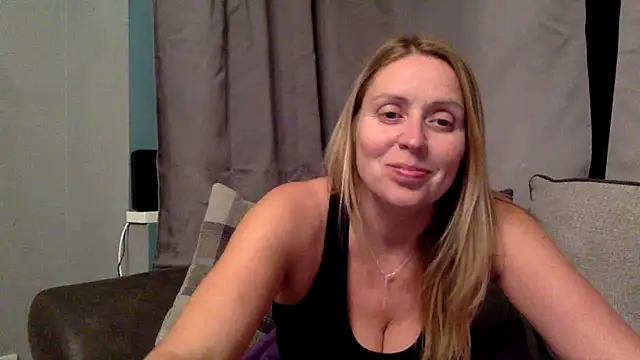 DirtyBanteringBitch cam Live Nude & Online