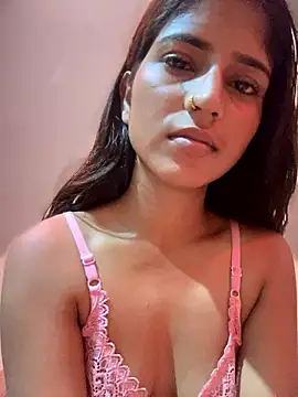 DiyAsingHh from Stripchat