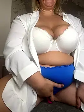HORNYNORTHXO from Stripchat