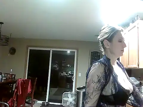 Lilyhornyhousewife cam Live Nude & Online