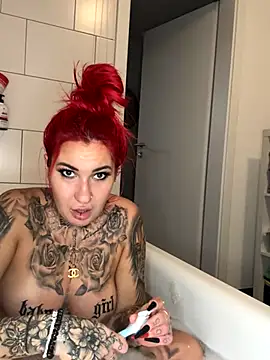 Mia Fuchs from Stripchat