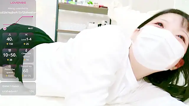 Yuna 8 from Stripchat