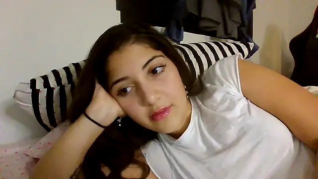 Italianbunny1 cam Live Nude & Online